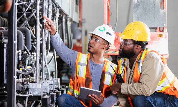 Best Emergency Electrical Repair  in Glencoe, IL